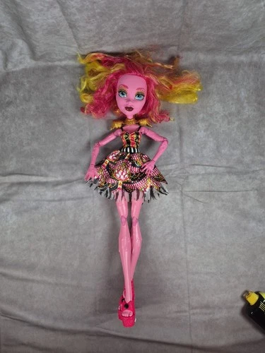 Monster High Freak Du Chic 17" Gooliope Jellington Doll CHW59