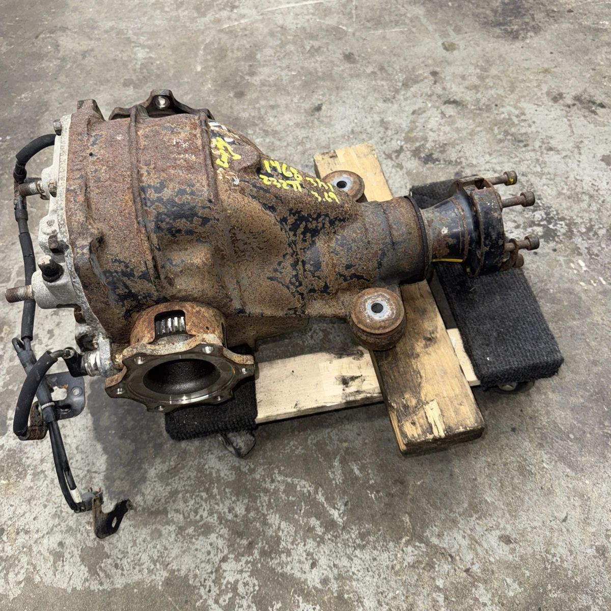 25+ Genuine OEM Rear Transmissions & Drivetrains for Nissan 300ZX