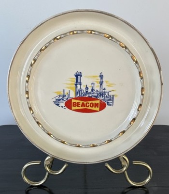 Vintage Mid-Century Collectible Souvenir Plate With Beacon Oil Company Logo