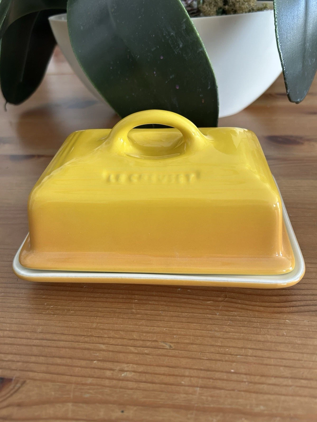 Le Creuset Stoneware Butter Dish – Nectar (Yellow) – Brand New in Box
Opens in a new window or tab