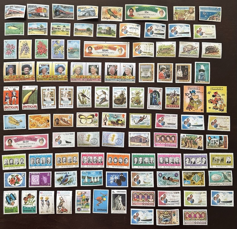 100 Caribbean Islands - Small Countries - All different - All MNH