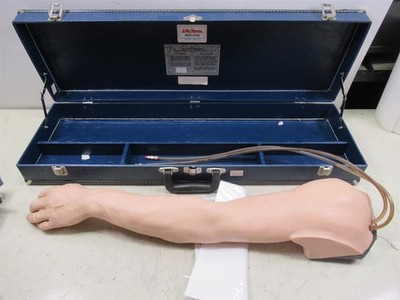 Nasco Life Form Adult Venipuncture IV Injection Training Arm Phlebotomy W/ Case