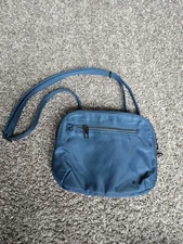 Teal Travelon Anti-theft Tailored East/West Organizer Crossbody Bag