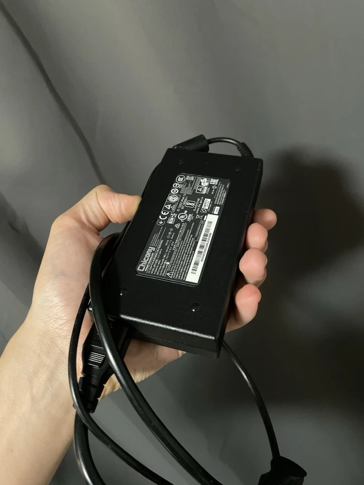 MSI Gaming Laptop GF63 Thin 9SC - Bild 3 von 3