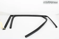 2017-2020 CADILLAC XT5 REAR LEFT DRIVER SIDE WINDOW GLASS WEATHERSTRIP OEM