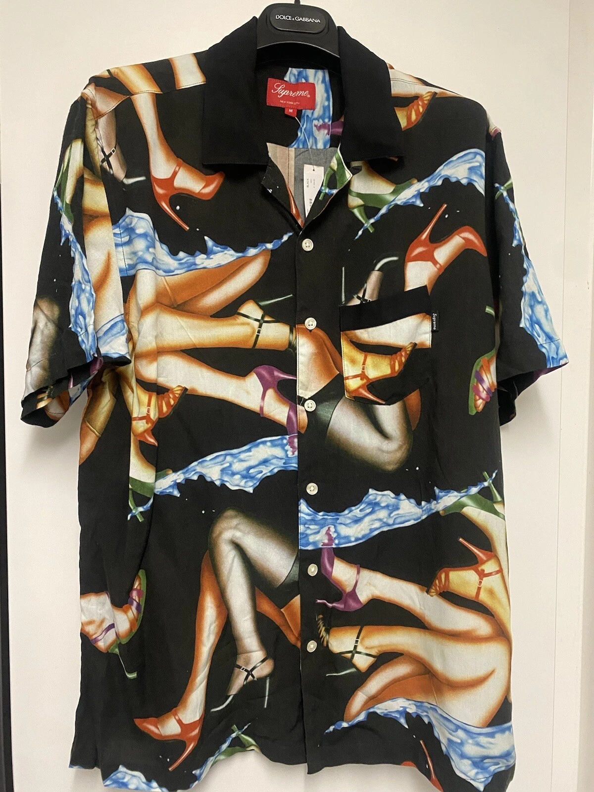 Chemise Supreme Heels taille M, neuve avec étiquettes