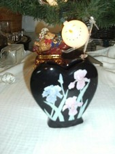 TOOTHBRUSH HOLDER CADDY CERAMIC BLACK W/LILIES 4X4INCH Z54