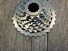 Cassette Suntour Powerflo 8 Vitesses – 11-28 Dents – NOS Ancien Stock