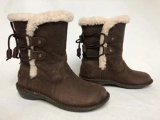 UGG Women's Akadia Stout Brown Leather Winter Boots 1007760 Size 6