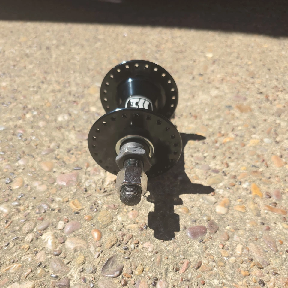 Bujes de 48 orificios con brida alta de 14 mm de principios de la década de 2000 HARO  Foto 3 de 4