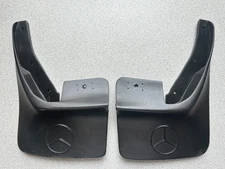 NEW / NOS Mercedes-Benz Pair of Mud Flaps Splash Guards Logo Emblem Black