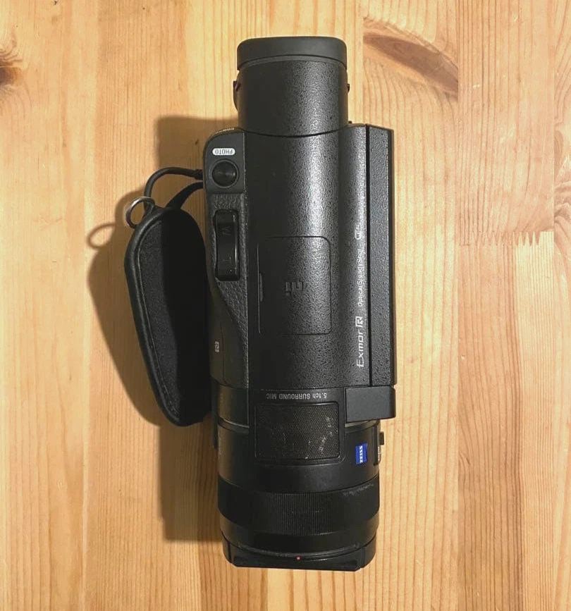 Sony FDR-AX100 4K Ultra HD Digital Camcorder Black with Charger & Battery Japan - Image 3 of 4