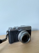 Fujifilm X30 12MP Digital Camera Silver with Fujifilm Battery