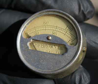 #ad 20s 30s Tiny The Brown Company Vintage 150lbs Pressure Gauge OD 1 9 16quot; $16.80