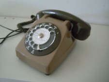 Téléphone vintage Socotel à cadran rotatif, bi-ton marron - Années 1980