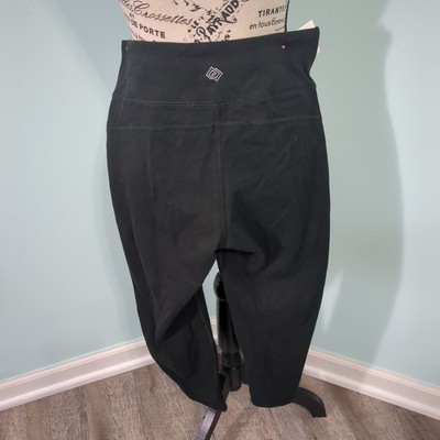 NWT Zelos Slim Capri Womens Core extra Small Black Leggings