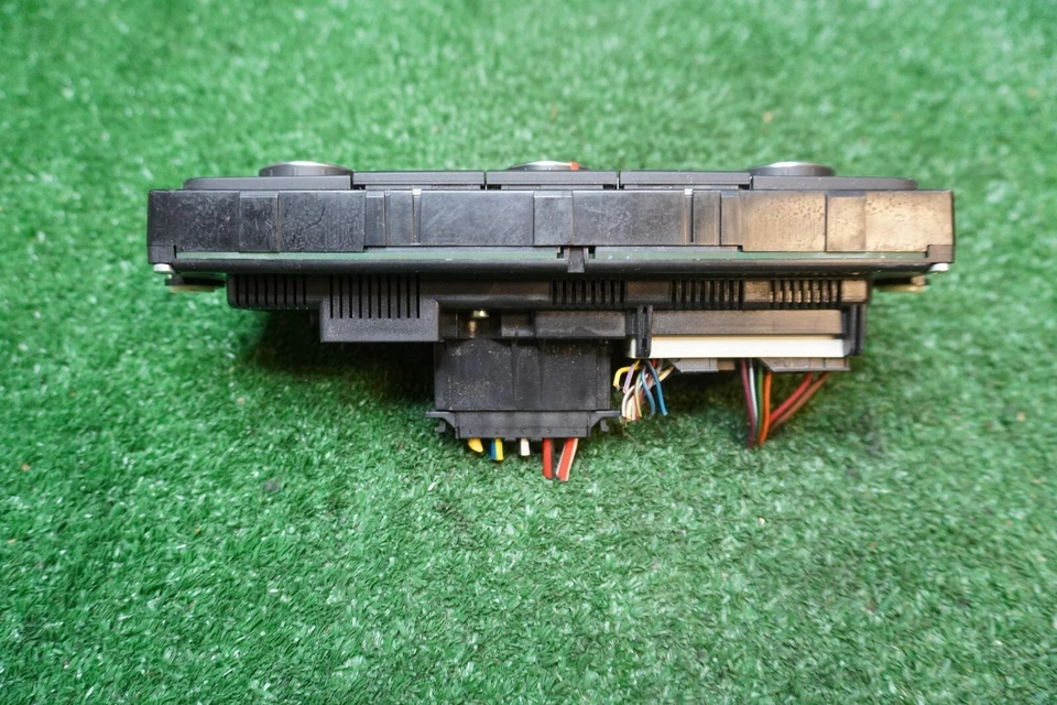 Volkswagen CC 2012 control de CA OEM H01B39012 Foto 2 de 4