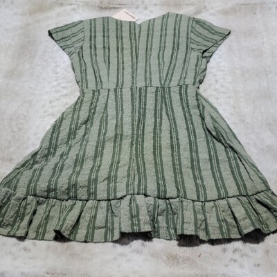 green emerald velvet dress Shop the Costa Maxi Dress from Paper Heart at She Creates Stories