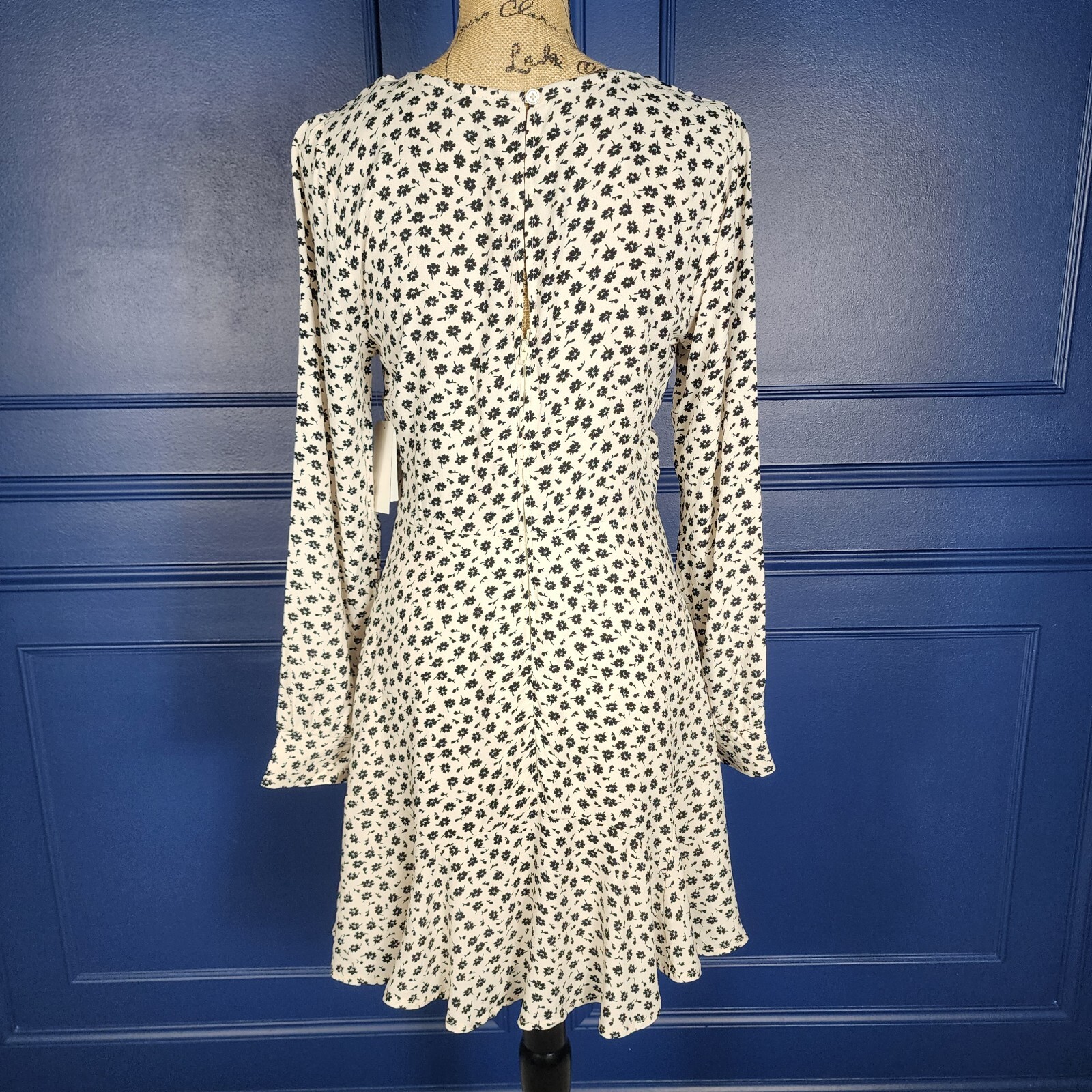 Mini abito swing floreale manica lunga fila A