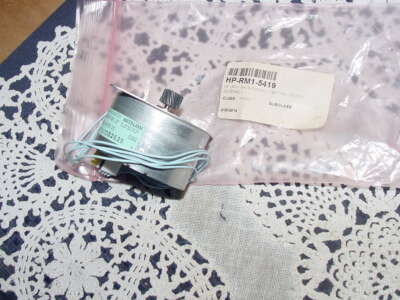 HP-RM1-5419, RM1-5419 Mitsumi M49SP-2K LF Stepping Feed Motor, 7.5 Deg Step