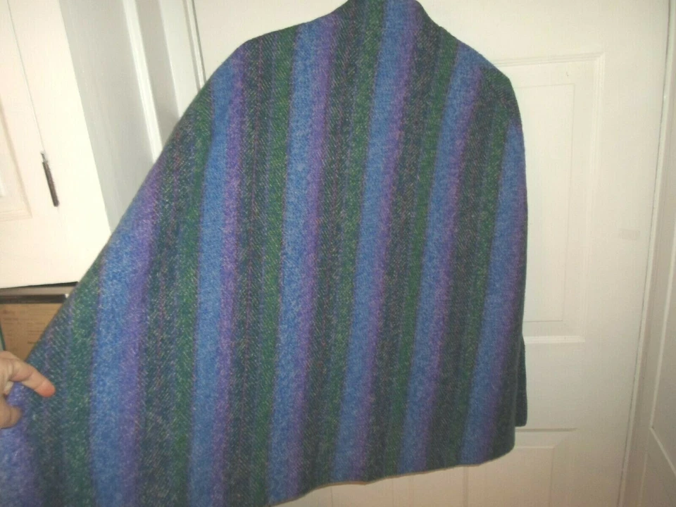 Jimmy Hourihan GRANDE Capa Dublin Irlanda Donegal Lã de tweed Verde/Roxo/Azul - Imagem 4 de 4