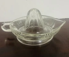 Vintage Press Glass Juicer Citrus Reamer Squeezer Orange Lemon