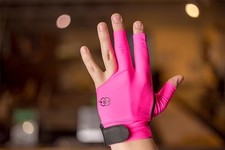 McDermott Billiard Pool Cue Glove - for Left Hand Right-Handed Player Medium