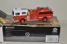 HO 1:87 diecast Iconic Replicas 1973 Ward LaFrance fire truck San Francisco CA