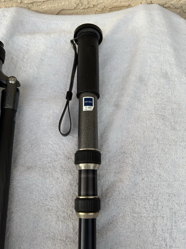 Trípode Gitzo GT1543T y monopie G566 usado Foto 4 de 4