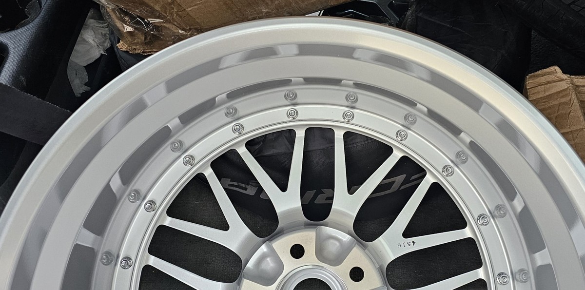19x8.5 BBS LM 220 5x114.3 ET43 Forged 2-piece Diamond Silver w 
