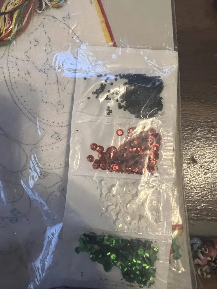 Kit de carrilhão de porta Bucilla Christmas Heirloom "Ringing In The Holiday" nº. 82109 - Imagem 4 de 4