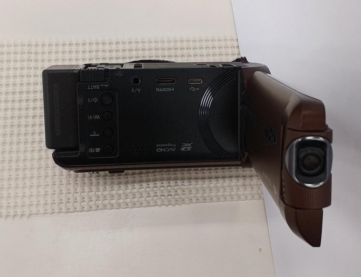 Panasonic HC-W570M Camcorder Video 32GB 90x Zoom Brown Used Panasonic HC-W570M Camcorder Video 32GB 90x Zoom Brown Used
