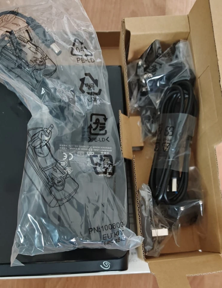 Seagate Backup Plus Hub externe Festplatte 3,5" mit 2 TB USB 3.0 - Bild 3 von 4