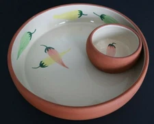 Vtg Southwestern painted red clay chili pepper themed chip & dip serving bowl