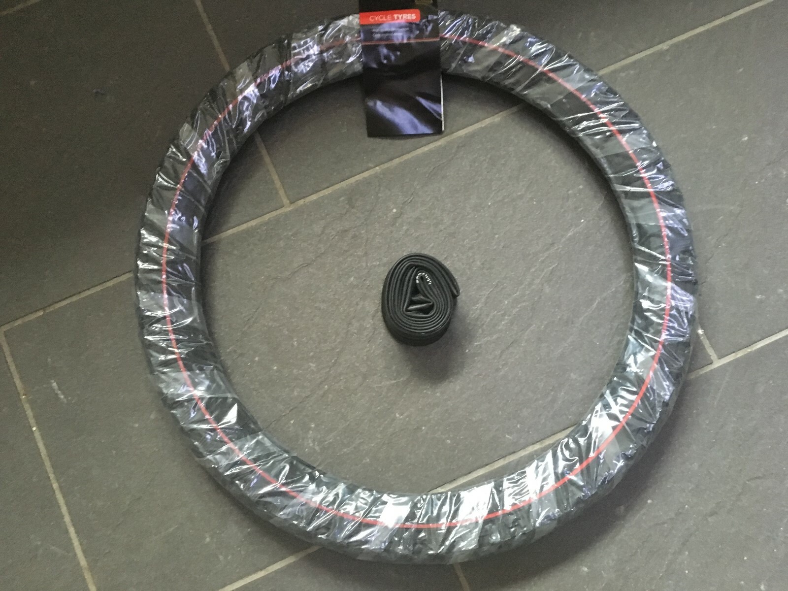 raleigh redline tyres