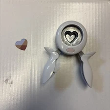 Fiskars Heart  squeeze Punch