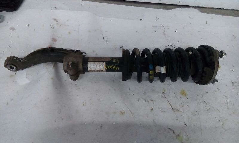 Maserati Ghibli S Q4 2016 Front Right Strut