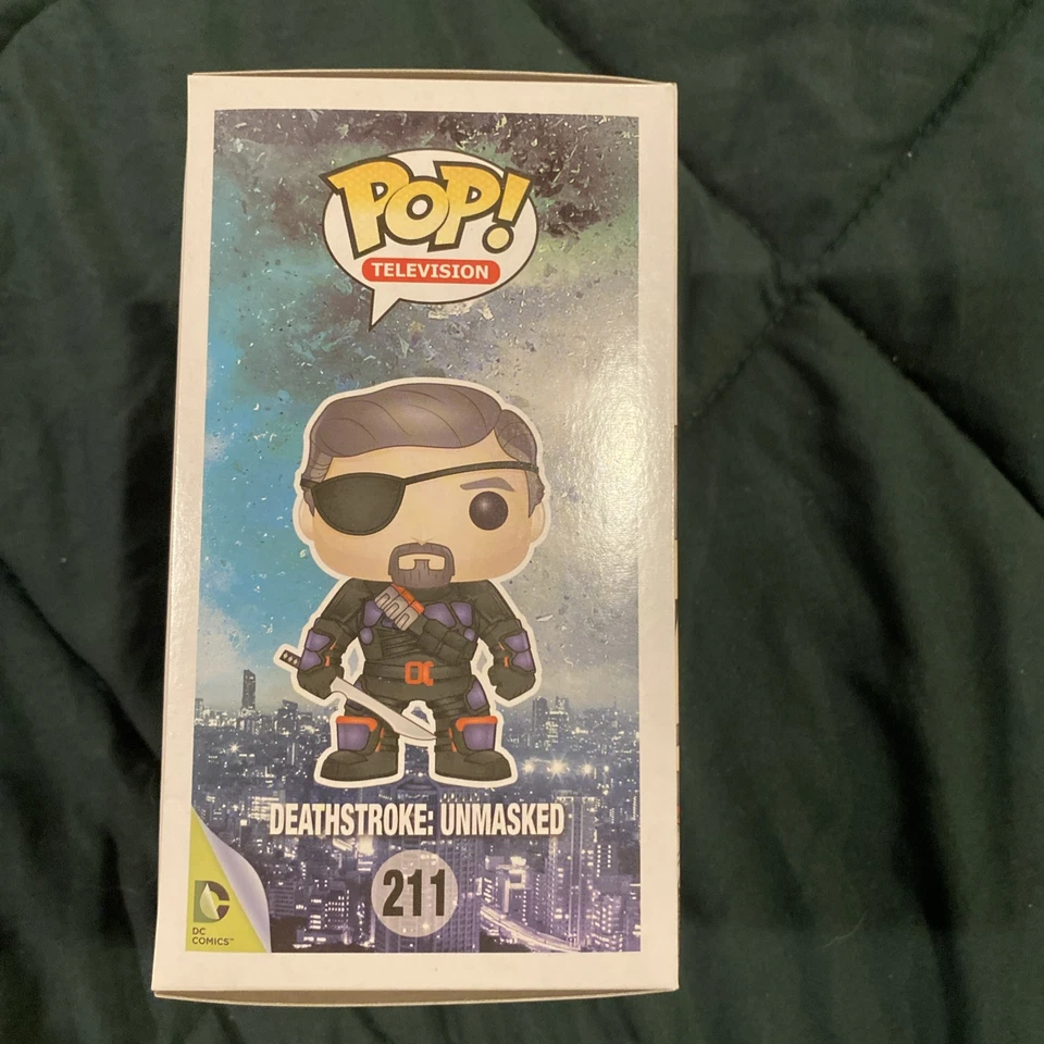 Funko PoP Television DC Arrow #211 Deathstroke: Unmasked Hot Topic exclusivo en paquete Foto 4 de 4