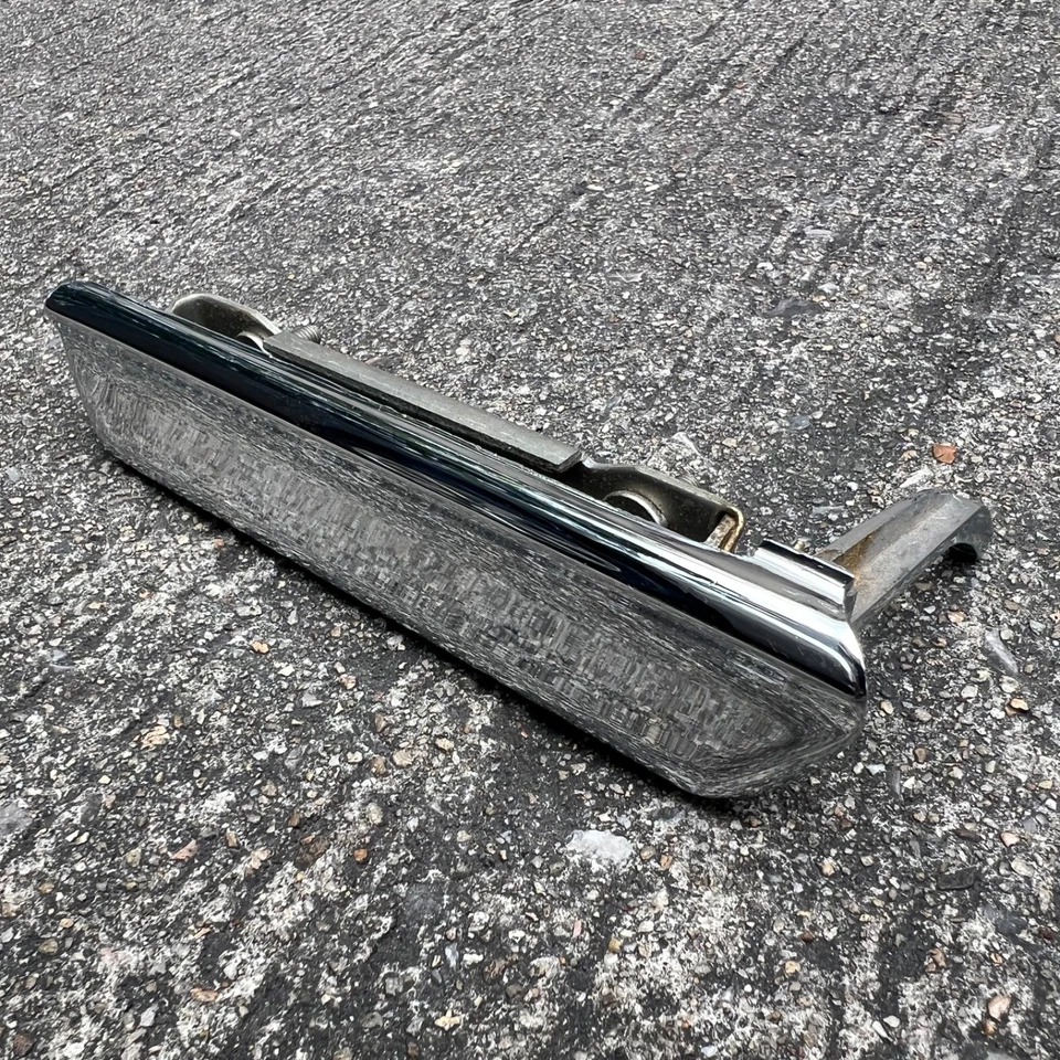 DATSUN 520 521 BLUEBIRD 410 411 Outer Exterior Door Handle Genuine Parts NOS JP - Image 3 of 4