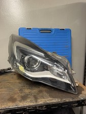 Vauxhall Insignia Facelift Drivers Side Headlight O/S Complete Good Cond