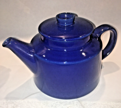 Arabia Finland Kilta Cobalt Blue Coffee Pot & Marmalade / Sugar