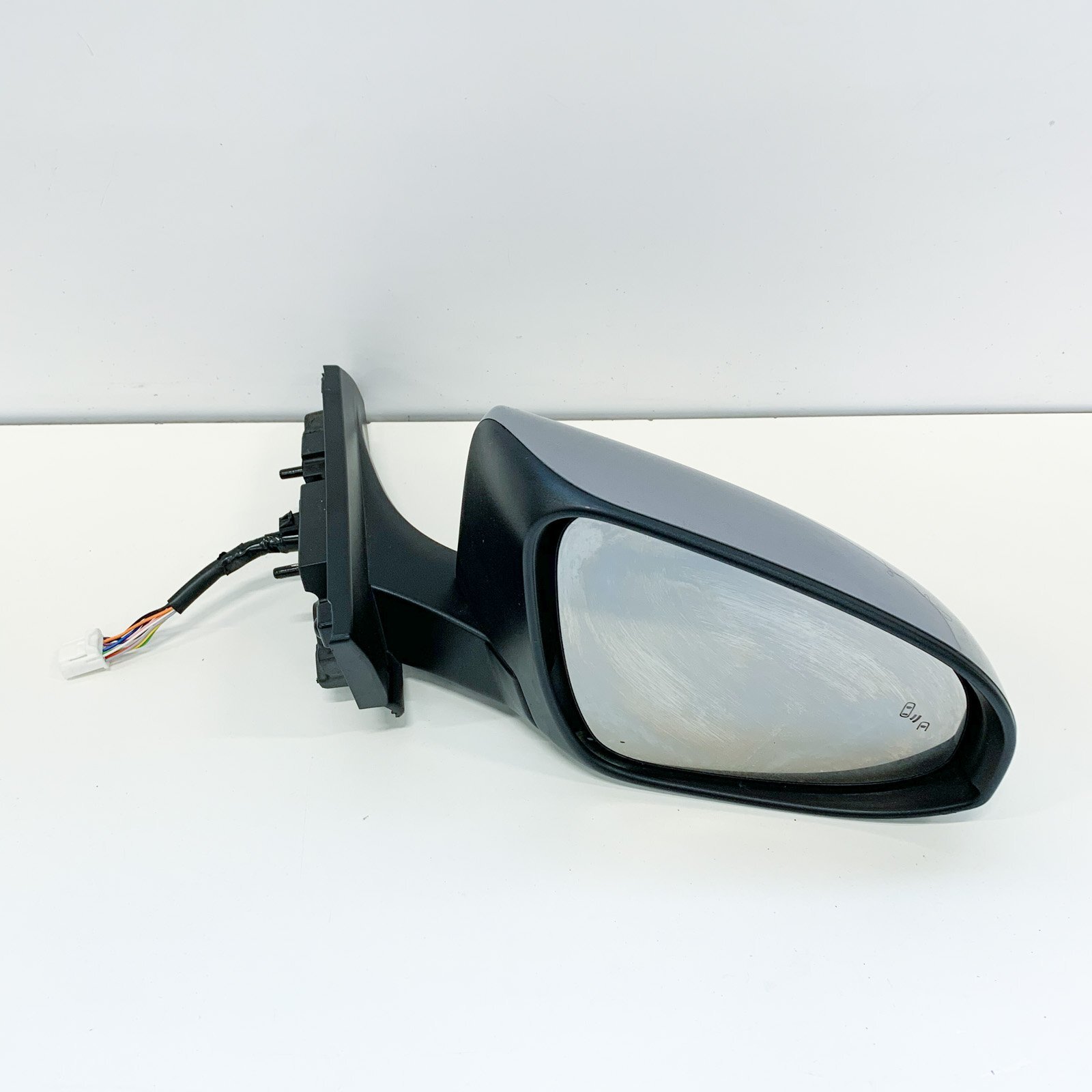 TOYOTA C-HR AX10 Front Right Door Mirror With Camera E11048540 11 Pins RHD 2019