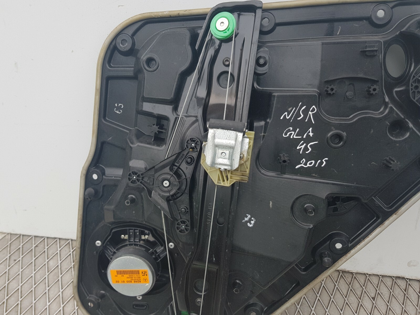 2015 MERCEDES BENZ X156 GLA45 AMG PASSENGER SIDE REAR DOOR 