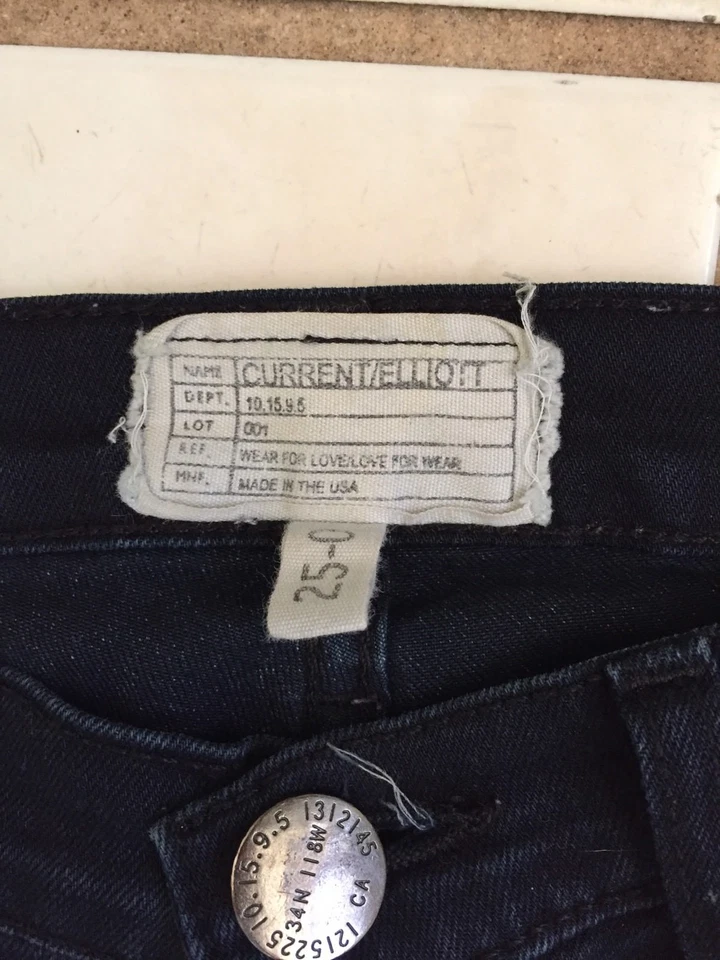 Current/Elliott Women's The Skinny Low Rise Jeans in Dark Wash Blue Note Sz 25 - Image 3 of 4