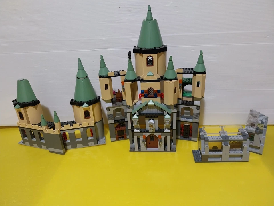 LEGO Harry Potter 5378 Hogwarts Castle, foto 1 di 5