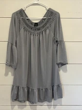 Win Win Silver Gray Stretch Crochet Trim Ruffle Sleeve Tunic Blouse L/XL
