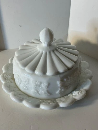 Vintage Westmoreland Paneled Grape Milk Glass Covered Cheese / Butter Dish