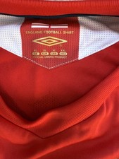 Chemise Arbitre FA écossaise – Umbro – Rouge – Portée En Match – Très Rare – Occasion