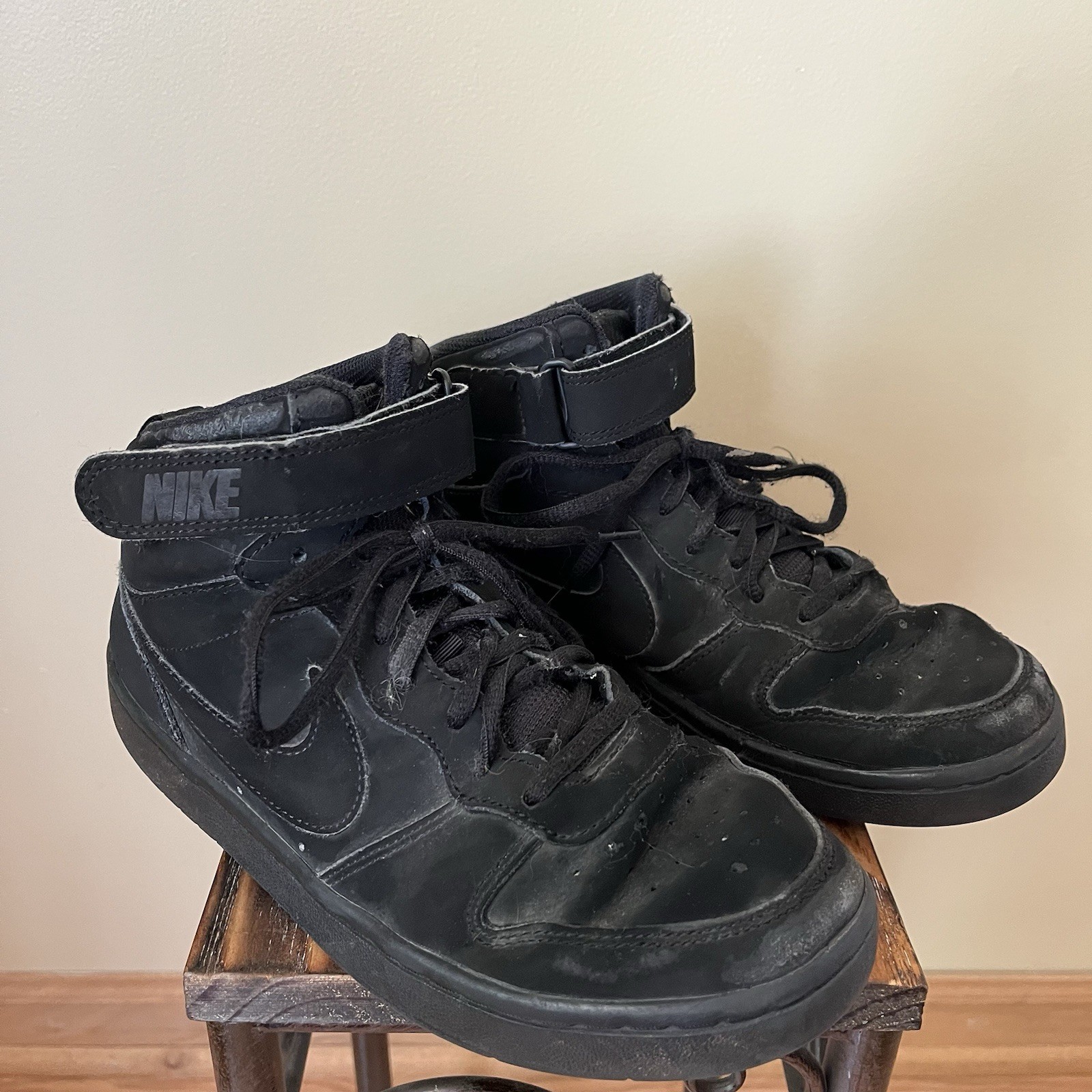 SAOLA Sneakers Nike Big Kid Court Borough Mid 2 nere taglia 6 anni