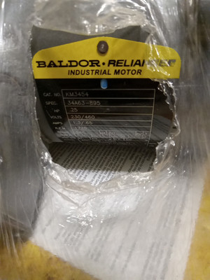BALDOR  ︎ RELIANCE INDUSTRIAL MOTOR  KM3454 .25HP  VOLTS230/460 RPM 1725 3PH